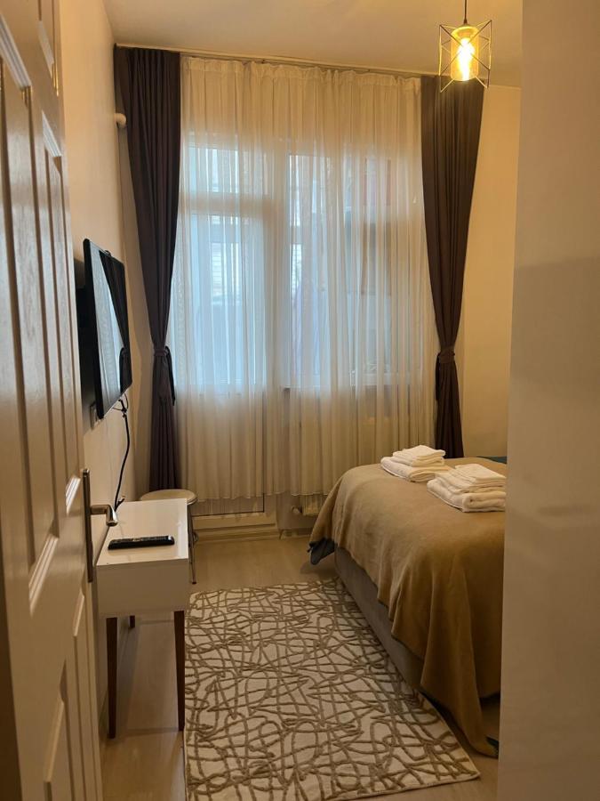 דירות איסטמבול Centrally Located, 2+1 House In Taksim, Cihangir מראה חיצוני תמונה