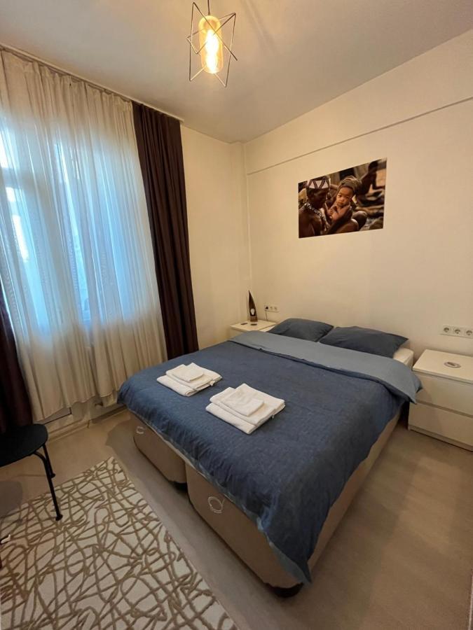 דירות איסטמבול Centrally Located, 2+1 House In Taksim, Cihangir מראה חיצוני תמונה