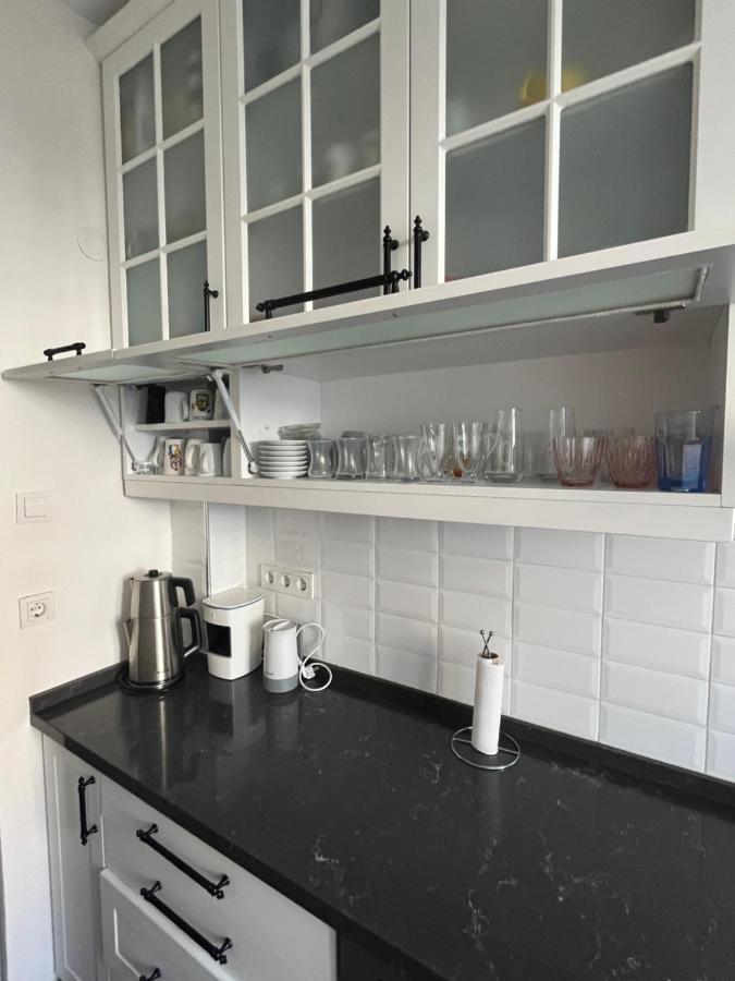 דירות איסטמבול Centrally Located, 2+1 House In Taksim, Cihangir מראה חיצוני תמונה