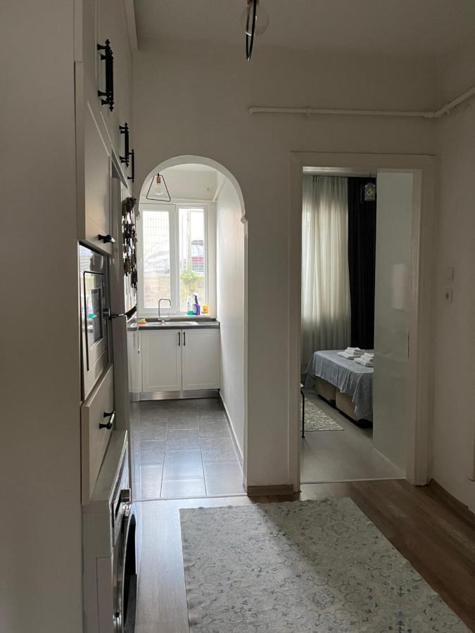 דירות איסטמבול Centrally Located, 2+1 House In Taksim, Cihangir מראה חיצוני תמונה