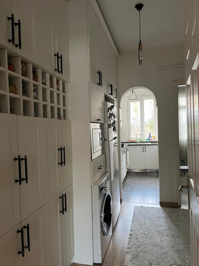 דירות איסטמבול Centrally Located, 2+1 House In Taksim, Cihangir מראה חיצוני תמונה