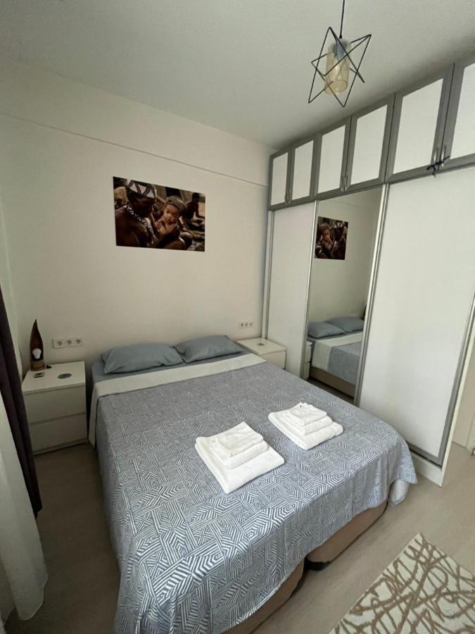 דירות איסטמבול Centrally Located, 2+1 House In Taksim, Cihangir מראה חיצוני תמונה