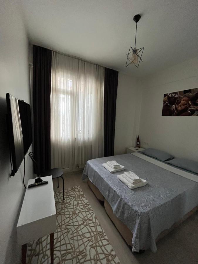דירות איסטמבול Centrally Located, 2+1 House In Taksim, Cihangir מראה חיצוני תמונה