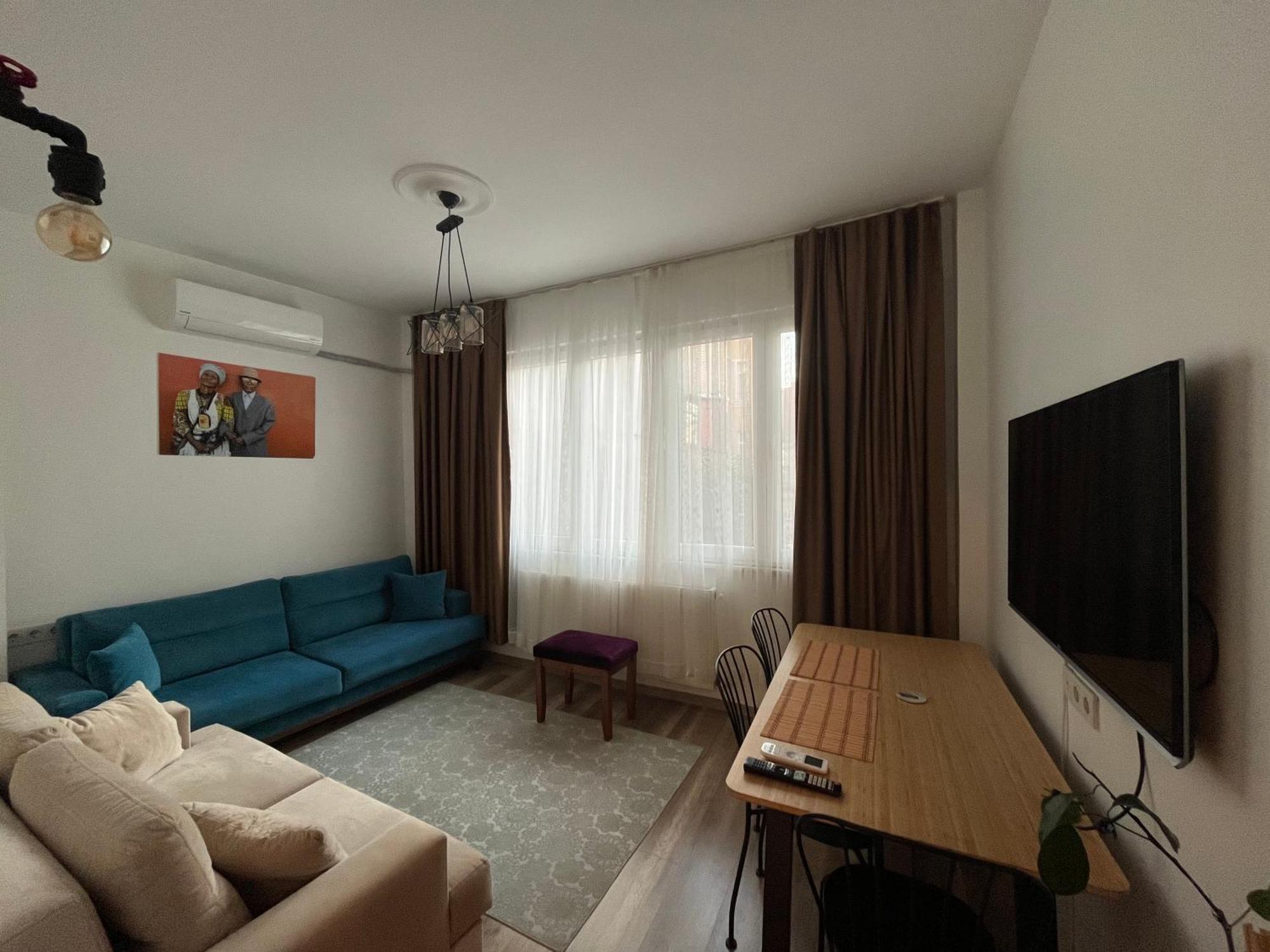 דירות איסטמבול Centrally Located, 2+1 House In Taksim, Cihangir מראה חיצוני תמונה